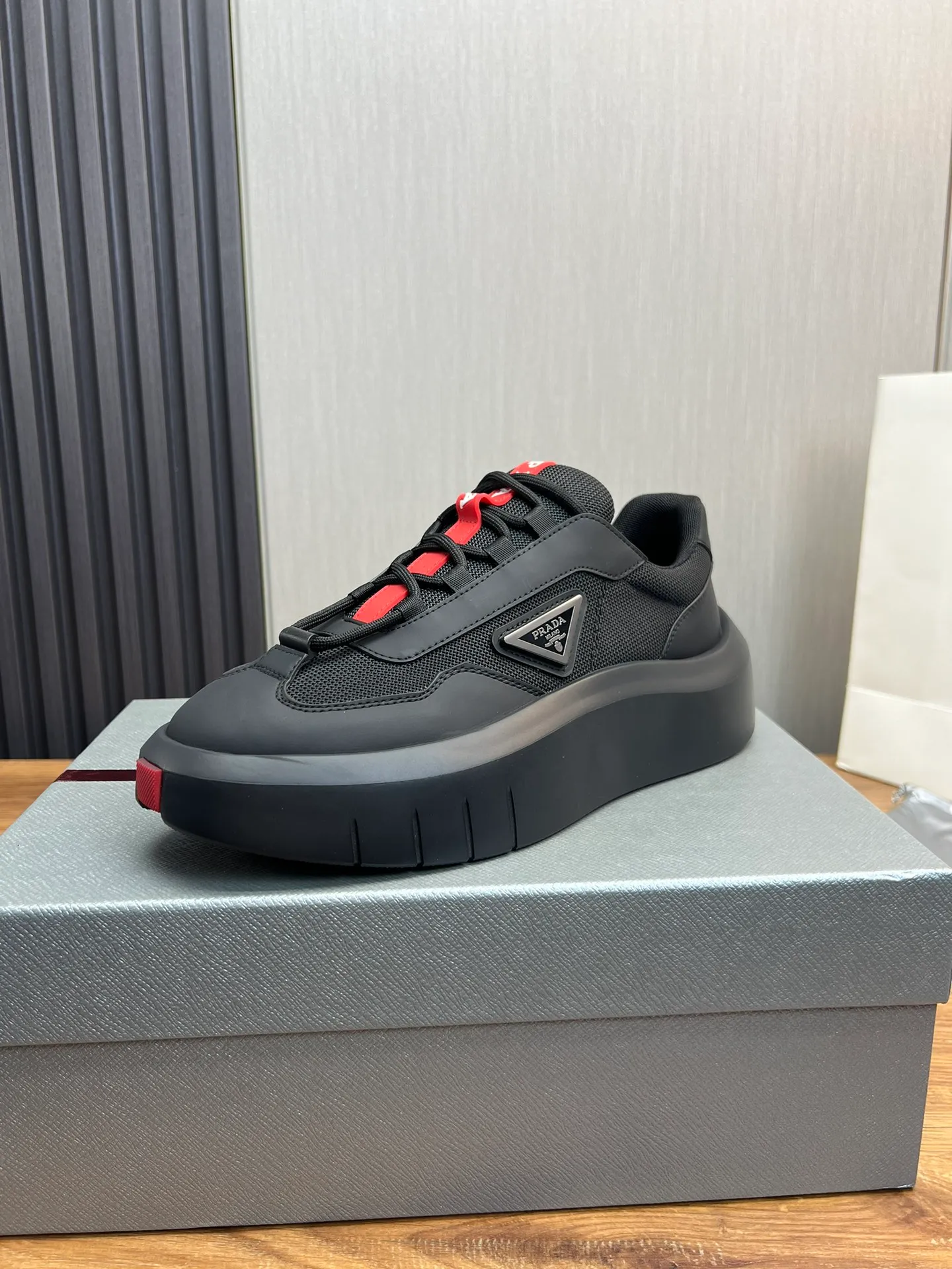 Men's shoes 💰620💰 [PRADA] Men's shoes are popular in the counter, official website is synchronized, high-quality shipments ✔️Original cowhide stitching mesh + cowhide lining, 1🆚1 replica, original original bottom, 38-45 (45 customized, non-refundable)
